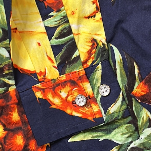 SSLR boys collection, medium pinnacles, long sleeve button up, new with tags - Picture 5 of 5